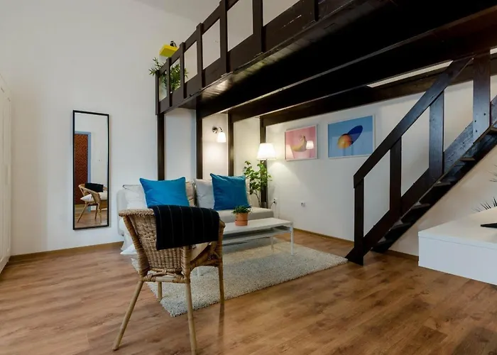 Apartament Quiet Cozy In Party Street E1 Budapesta