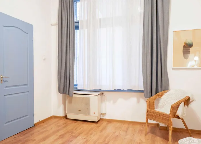 Quiet Cozy In Party Street E1 Apartman Budapest
